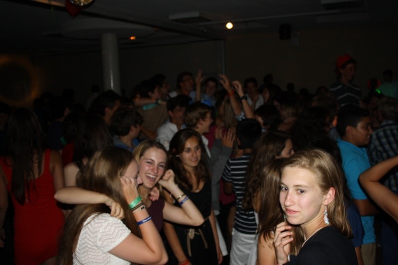Village Camps International Summer Camp Leysin, Switzerland 2026-08-15 https://www.villagecamps.com/journals_admin/images/701-21-prom night (57).jpg